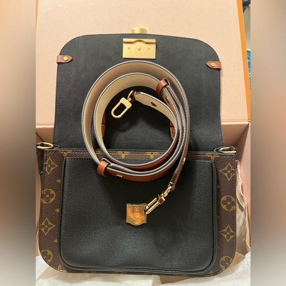 Louis Vuitton-Vaugirard-Retired Design- Brand New- Authentic - Picture 4 of 15